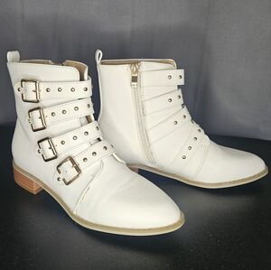 Stylish White Ankle Boots with Buckle Straps